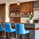 Hotell The District St. Julian's