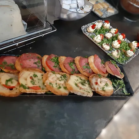 Ξενοδοχείο The District Hotel