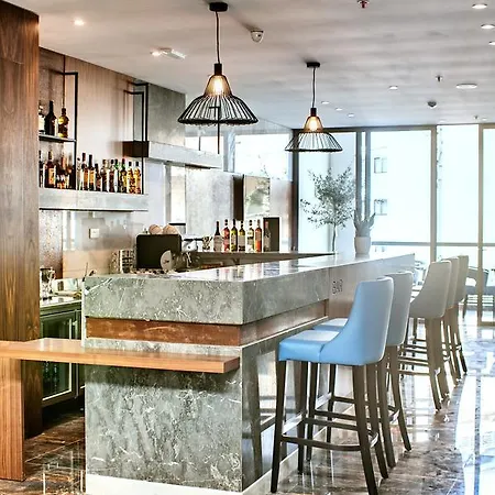 The District Hotel 3*