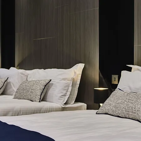 The District 호텔 3*