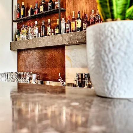 The District Hotel 3*