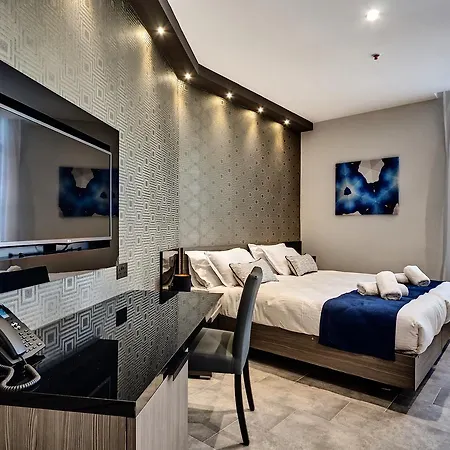 The District Hotel 3* Saint Julian's