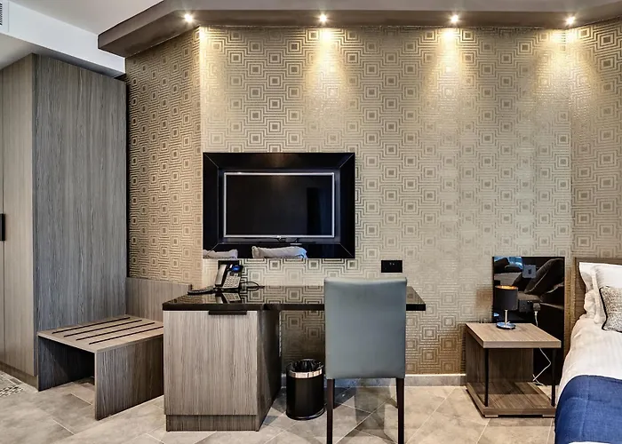 The District Hotel 3*