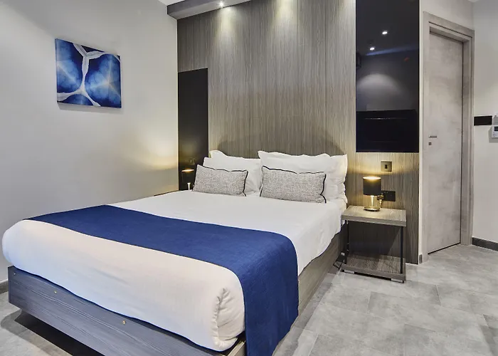 ザ ディストリクト 3*