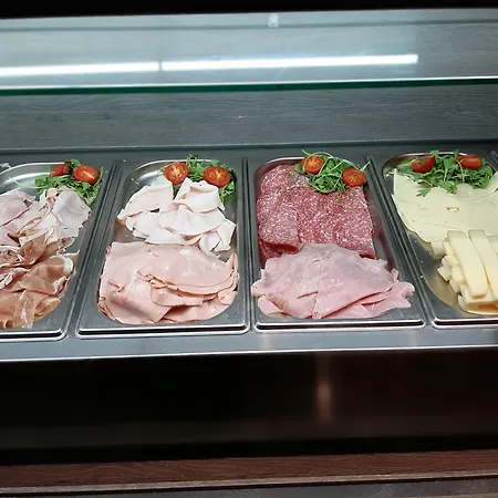 酒店 迪斯特瑞克特酒店 3*