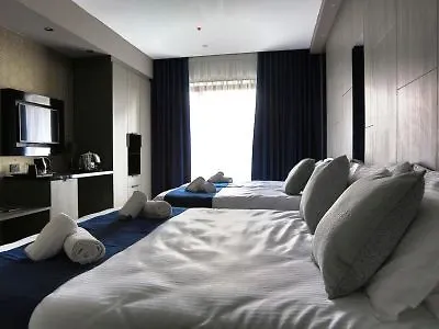 酒店 迪斯特瑞克特酒店 3*