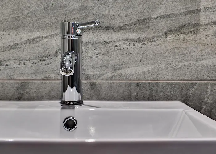 迪斯特瑞克特酒店 3* Saint Julian's